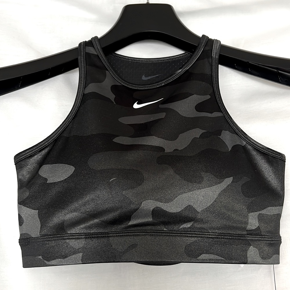Nike Swoosh Dri-Fit high-neck medium-support women’s sport bra, grey, XS, BNWT